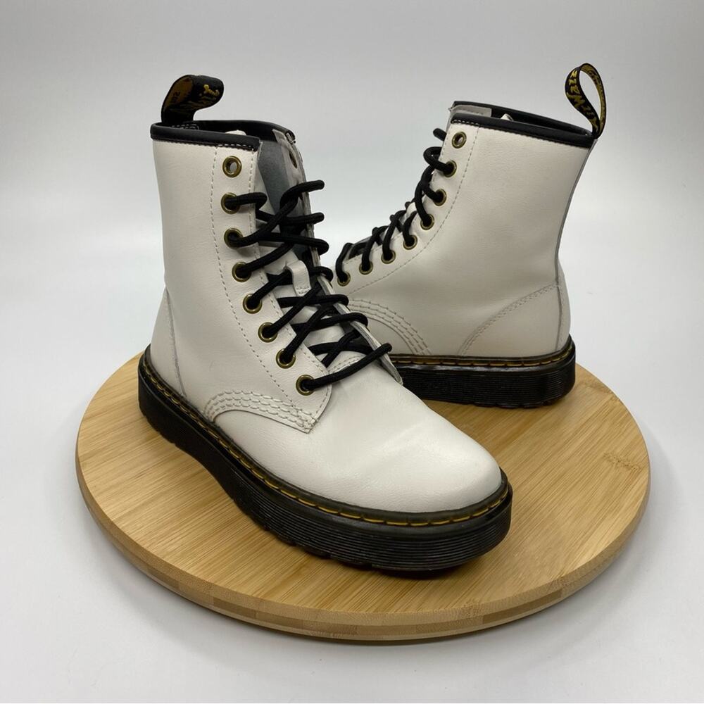 NWOT‎ Dr. Martens ZAVALA White Leather Combat Boot Unisex Women’s  5 | Men’s  4